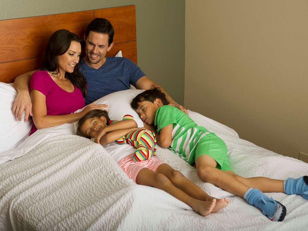 Extended Stay America Select Suites - Wichita - South Habitación foto
