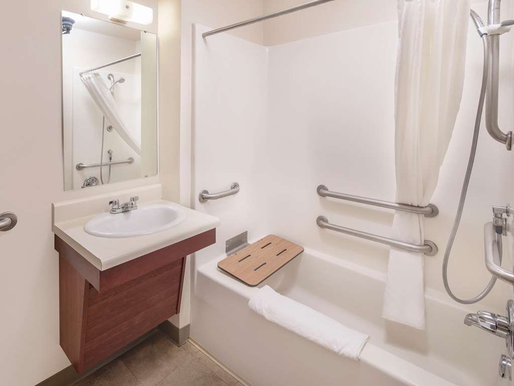 Extended Stay America Select Suites - Wichita - South Habitación foto